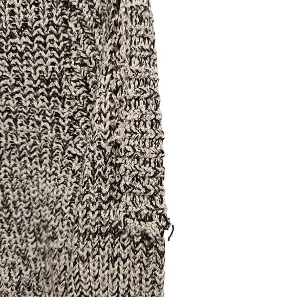 Urban Outfitters Chunky Knit Sweater Medium Black White Grey Longsleeve Pullover - Picture 4 of 6